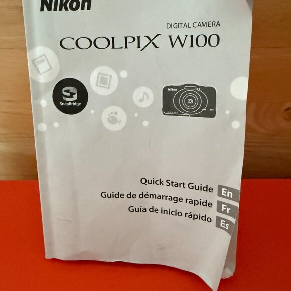 Nikon Coolpix W100 Camera - Picture 7 of 9